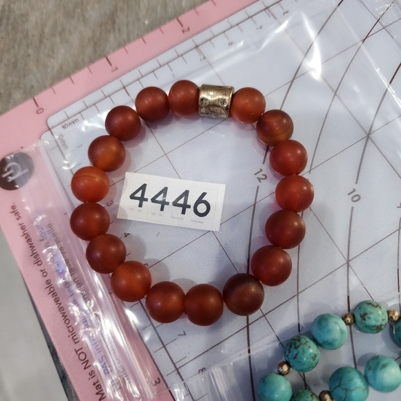 Stone stretch bracelet - Picture 5 of 12